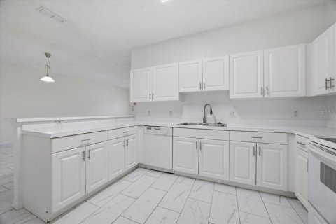 Condominio en venta en Kissimmee, Florida, 3 dormitorios, 137.87 m2 № 2237986 - foto 12