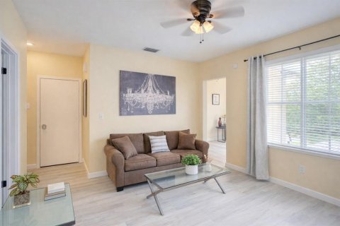 Appartement à louer à Tampa, Floride: 1 chambre, 277.78 m2 № 2142391 - photo 9