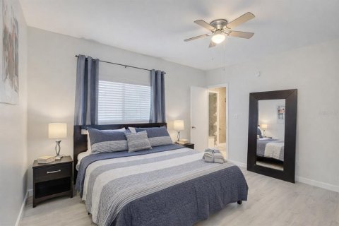 Appartement à louer à Tampa, Floride: 1 chambre, 277.78 m2 № 2142391 - photo 4