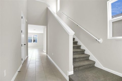 House in Umatilla, Florida 4 bedrooms, 223.89 sq.m. № 1368348 - photo 3