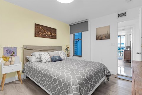 Copropriété à vendre à Miami Beach, Floride: 3 chambres, 158.86 m2 № 1989135 - photo 18