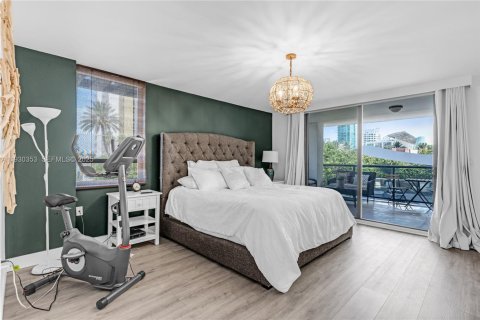 Copropriété à vendre à Miami Beach, Floride: 3 chambres, 158.86 m2 № 1989135 - photo 16