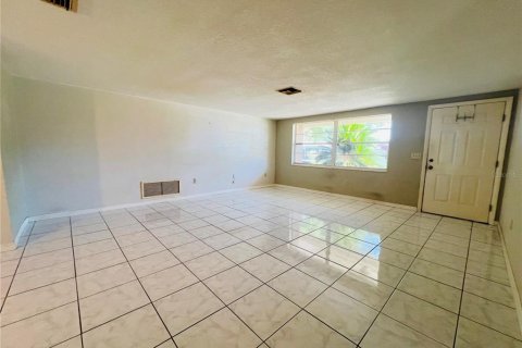 Casa en venta en Port Richey, Florida, 2 dormitorios, 124.49 m2 № 1841543 - foto 5