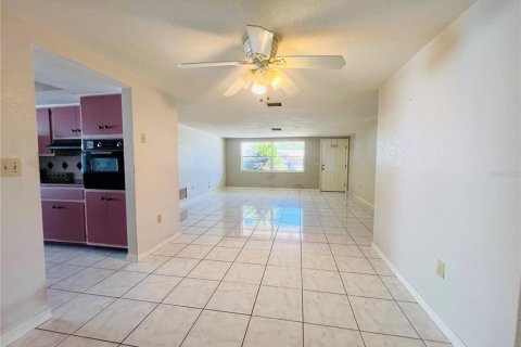 Casa en venta en Port Richey, Florida, 2 dormitorios, 124.49 m2 № 1841543 - foto 17