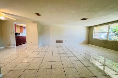 Casa en venta en Port Richey, Florida, 2 dormitorios, 124.49 m2 № 1841543 - foto 6