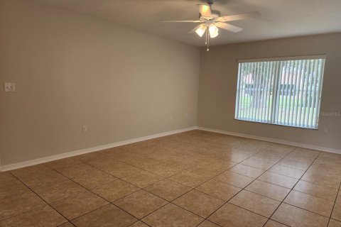 Casa en venta en Kissimmee, Florida, 3 dormitorios, 145.39 m2 № 661241 - foto 21