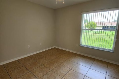 Casa en venta en Kissimmee, Florida, 3 dormitorios, 145.39 m2 № 661241 - foto 27