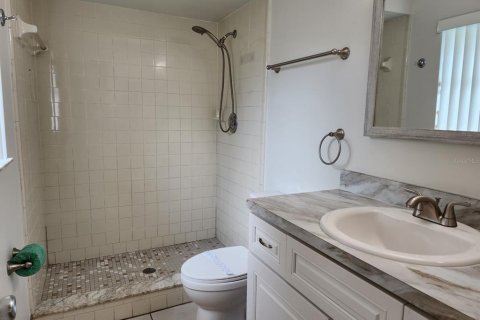 Casa en venta en Kissimmee, Florida, 3 dormitorios, 145.39 m2 № 661241 - foto 23