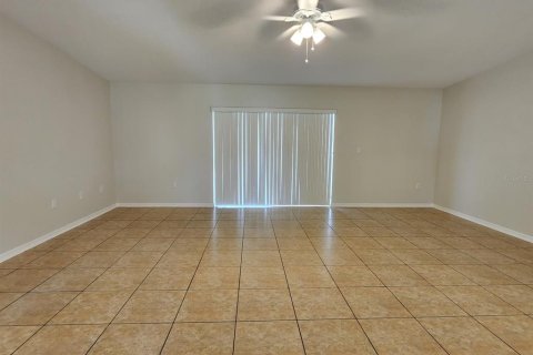 Casa en venta en Kissimmee, Florida, 3 dormitorios, 145.39 m2 № 661241 - foto 16