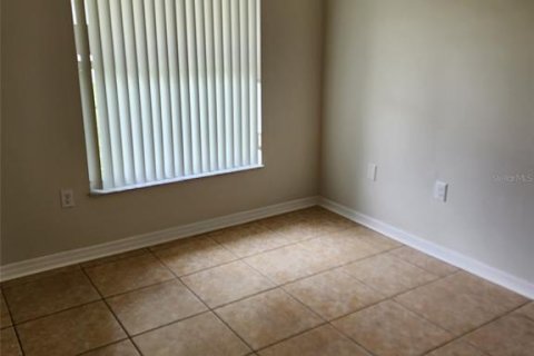 Casa en venta en Kissimmee, Florida, 3 dormitorios, 145.39 m2 № 661241 - foto 2
