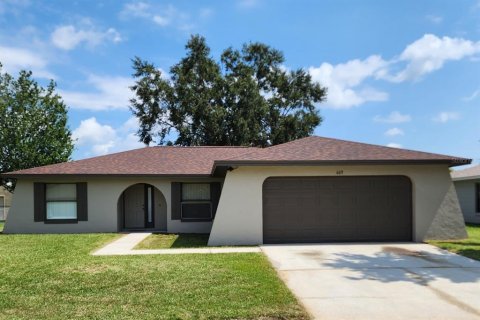 Casa en venta en Kissimmee, Florida, 3 dormitorios, 145.39 m2 № 661241 - foto 1