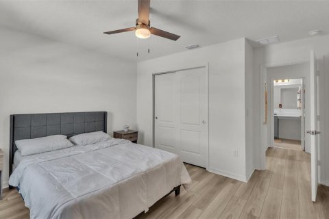 Casa en venta en Winter Haven, Florida, 3 dormitorios, 238.39 m2 № 1642277 - foto 29