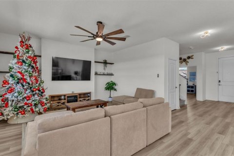 Casa en venta en Winter Haven, Florida, 3 dormitorios, 238.39 m2 № 1642277 - foto 11