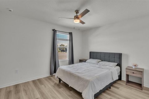 Casa en venta en Winter Haven, Florida, 3 dormitorios, 238.39 m2 № 1642277 - foto 28