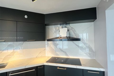 Copropriété à vendre à Miami Beach, Floride: 2 chambres, 99.41 m2 № 1958852 - photo 21