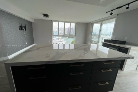 Copropriété à vendre à Miami Beach, Floride: 2 chambres, 99.41 m2 № 1958852 - photo 4