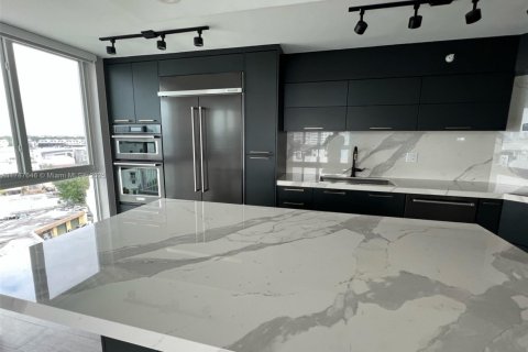 Copropriété à vendre à Miami Beach, Floride: 2 chambres, 99.41 m2 № 1958852 - photo 2