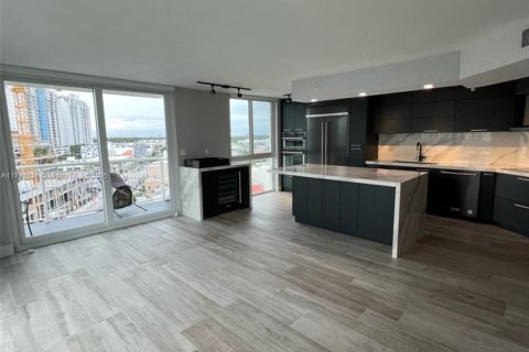 Copropriété à vendre à Miami Beach, Floride: 2 chambres, 99.41 m2 № 1958852 - photo 7