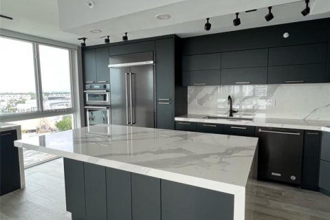 Copropriété à vendre à Miami Beach, Floride: 2 chambres, 99.41 m2 № 1958852 - photo 3