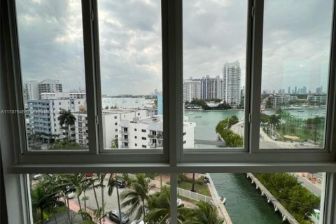 Copropriété à vendre à Miami Beach, Floride: 2 chambres, 99.41 m2 № 1958852 - photo 25