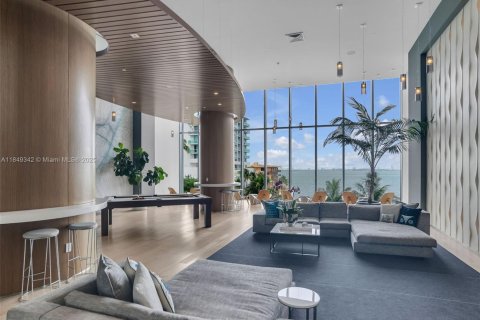 Condominio en alquiler en Miami, Florida, 2 dormitorios, 101.73 m2 № 1857076 - foto 22