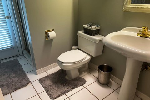 Casa en venta en Lakeland, Florida, 5 dormitorios, 335.66 m2 № 2201691 - foto 28
