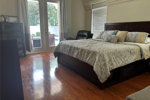 Casa en venta en Lakeland, Florida, 5 dormitorios, 335.66 m2 № 2201691 - foto 9