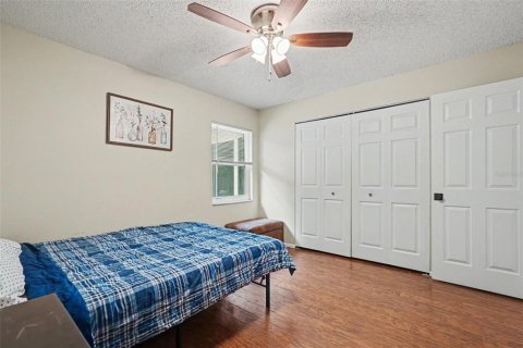 Villa ou maison à vendre à Tampa, Floride: 3 chambres, 118.73 m2 № 2408796 - photo 19