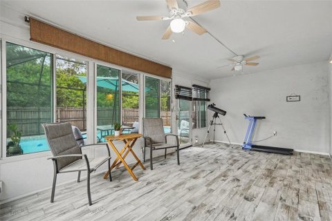 Villa ou maison à vendre à Tampa, Floride: 3 chambres, 118.73 m2 № 2408796 - photo 13