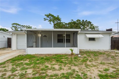 House in Holiday, Florida 2 bedrooms, 85.66 sq.m. № 2280116