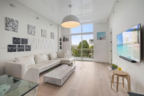 Condominio en Miami Beach, Florida, 1 dormitorio № 2303625