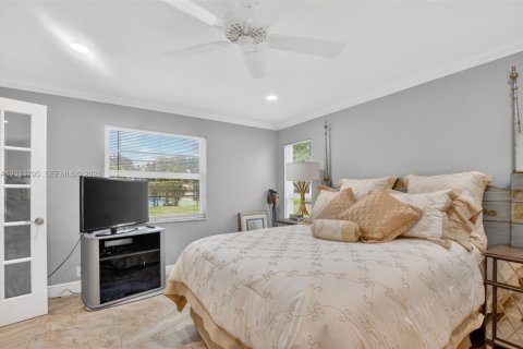 House in Boca Raton, Florida 2 bedrooms, 123.75 sq.m. № 2244252 - photo 17