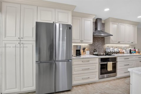 House in Boca Raton, Florida 2 bedrooms, 123.75 sq.m. № 2244252