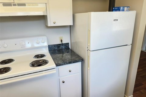 Copropriété à vendre à Sun City Center, Floride: 2 chambres, 89.19 m2 № 2113069 - photo 9