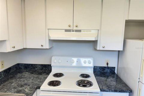 Copropriété à vendre à Sun City Center, Floride: 2 chambres, 89.19 m2 № 2113069 - photo 8