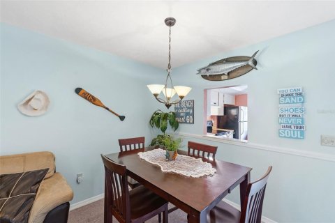 Villa ou maison à vendre à New Port Richey, Floride: 2 chambres, 81.38 m2 № 2215890 - photo 9