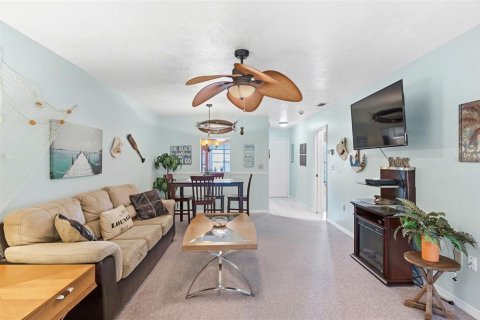 Villa ou maison à vendre à New Port Richey, Floride: 2 chambres, 81.38 m2 № 2215890 - photo 14