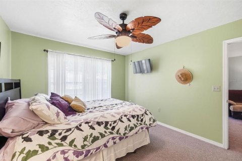 Villa ou maison à vendre à New Port Richey, Floride: 2 chambres, 81.38 m2 № 2215890 - photo 16