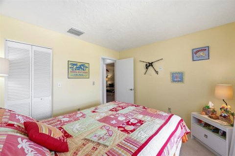 Villa ou maison à vendre à New Port Richey, Floride: 2 chambres, 81.38 m2 № 2215890 - photo 24