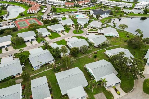 Dúplex en venta en Bradenton, Florida, 2 dormitorios, 122.35 m2 № 1771358 - foto 29