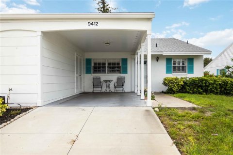 Dúplex en venta en Bradenton, Florida, 2 dormitorios, 122.35 m2 № 1771358 - foto 2