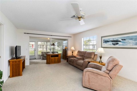 Dúplex en venta en Bradenton, Florida, 2 dormitorios, 122.35 m2 № 1771358 - foto 4