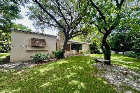 Villa ou maison à vendre à Miami Shores, Floride: 2 chambres, 98.85 m2 № 1887452 - photo 3