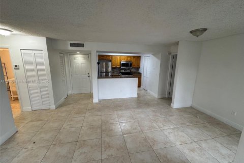 Condominio en venta en Pompano Beach, Florida, 2 dormitorios, 99.68 m2 № 1731336 - foto 5