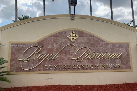 Condominio en venta en Pompano Beach, Florida, 2 dormitorios, 99.68 m2 № 1731336 - foto 1