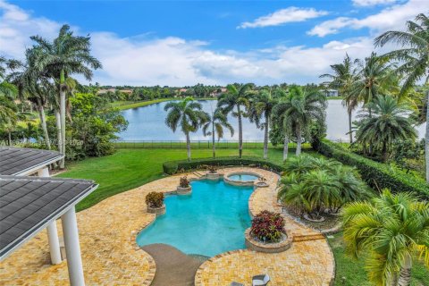 Villa ou maison à vendre à Davie, Floride: 6 chambres, 548.22 m2 № 2006709 - photo 4