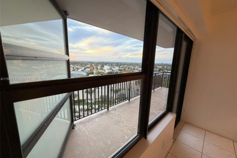 Copropriété à louer à Fort Lauderdale, Floride: 1 chambre, 76.64 m2 № 1999781 - photo 26