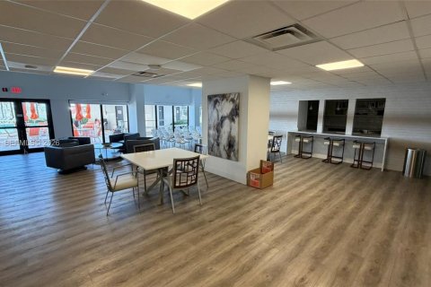 Copropriété à louer à Fort Lauderdale, Floride: 1 chambre, 76.64 m2 № 1999781 - photo 10