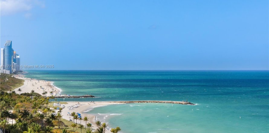 Condo in Bal Harbour, Florida, 4 bedrooms  № 1868622