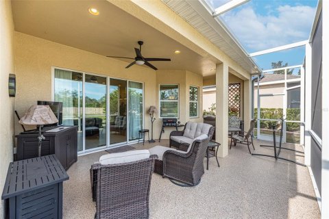 House in Sun City Center, Florida 3 bedrooms, 177.54 sq.m. № 1857718 - photo 2